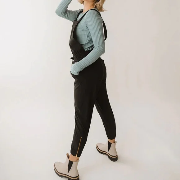 NWOT Albion Fit Black Classic Overall Jumpsuit - Picture 6 of 15